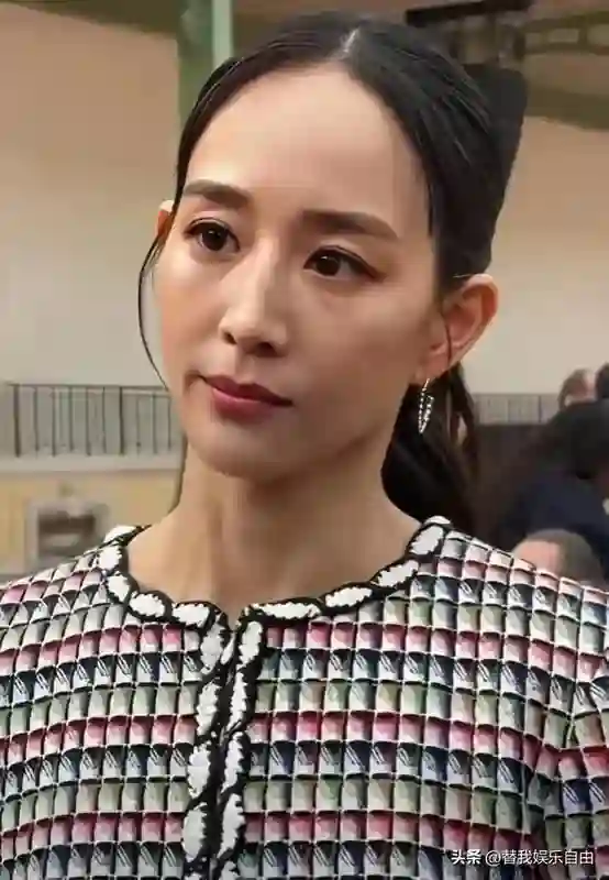张钧甯近照皮肤暗沉，