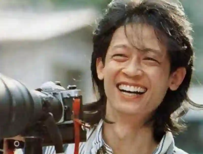 王志文儿子长大了，17岁帅气又高挑，父子同台拍戏超温馨