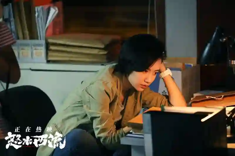 《沙尘暴》开分8.1，专访演员李春嫒 分享 “程春” 背后的挣扎与希望