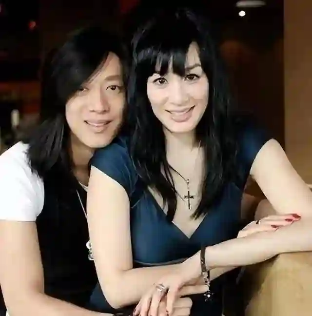 钟丽缇健身遭吐槽，肥胖臃肿似大妈，女神形象已不复存在