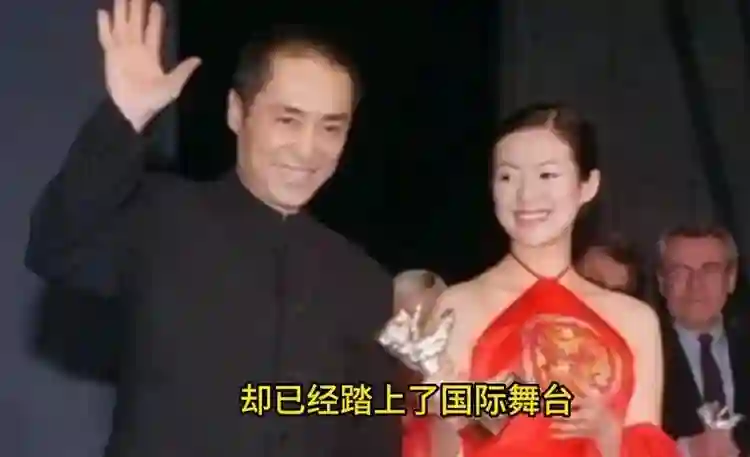 考古章子怡霍启山：看似天生一对，如今才知他俩根本不是一路人