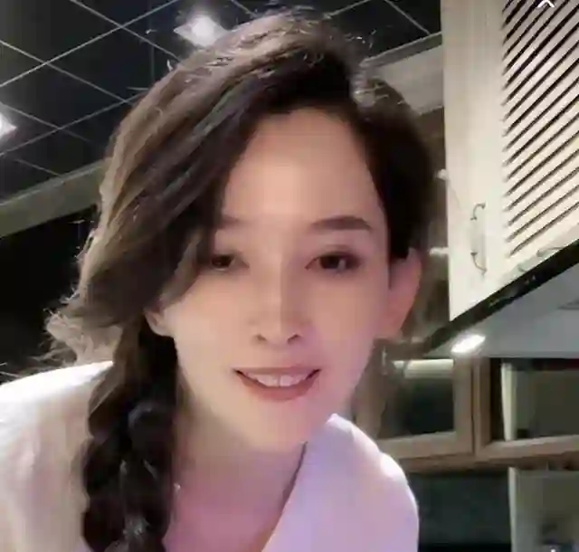 太牛了！53岁汪峰再当爸？5个孩子4个妈，还有没名分抱憾自杀的她