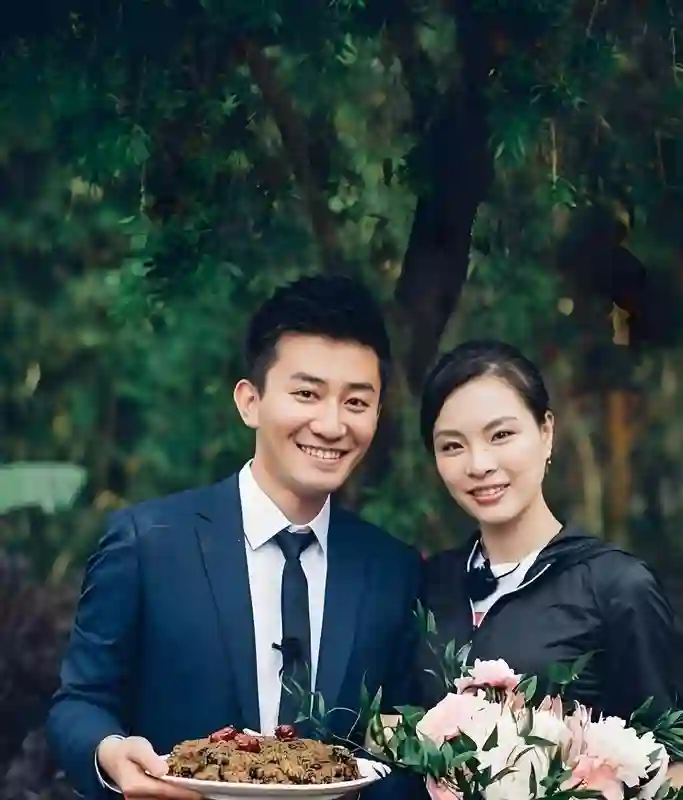 吴敏霞40岁状态惊艳！曾经的跳水女王，如今家庭事业双丰收