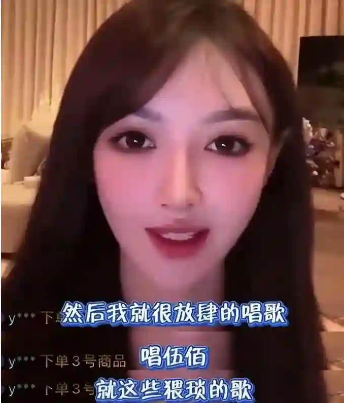 离婚3年杨颖又传绯闻，这次黄晓明的态度，没有给前妻留一丝体面