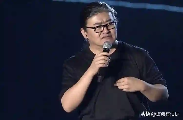 61岁刘欢晚年生活：父母离世女儿未婚，被“不死癌症”困扰多年