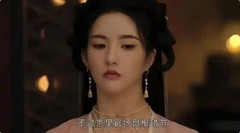 “颜值高是美女，脖子一露全毁形象，5位女星短脖尴尬曝光！”