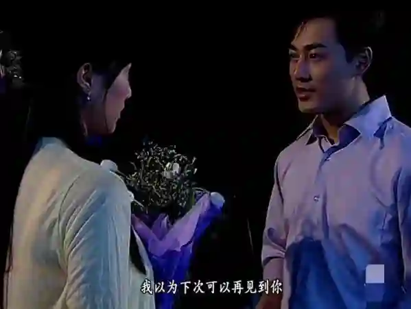 林峯钟嘉欣同框引回忆杀，氛围感拉满，网友：难怪不带太太张馨月