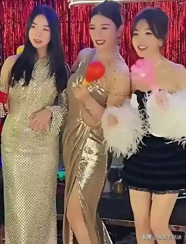 没想到，黄奕才11岁的女儿身高就跟她不相上下，可惜长相太像爸爸