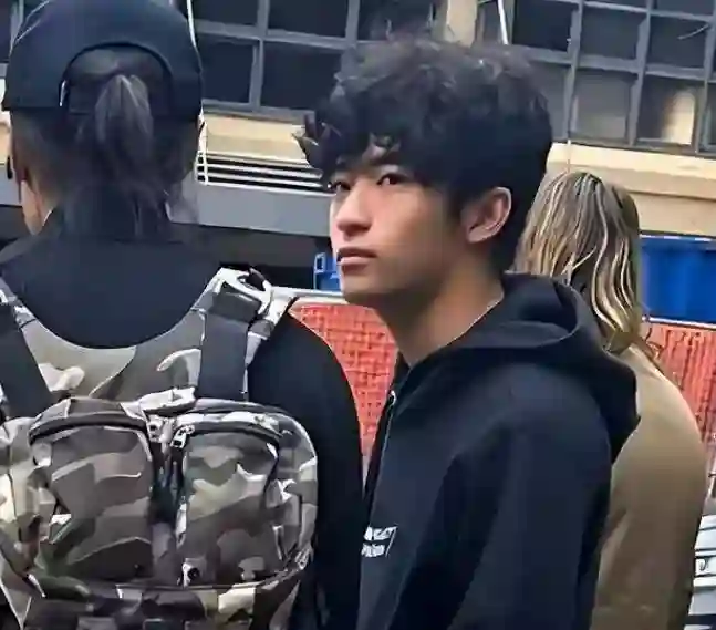 谢霆锋一直想复婚，而且不断努力接近张柏芝，却没想到不赞成复合的是他