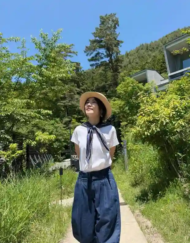 回忆杀来袭！SHE久违重聚为Ella庆生 二十余年情谊不变