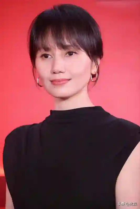 岁月成就美丽韵，年龄无碍风采增，细数迷人女星魅力