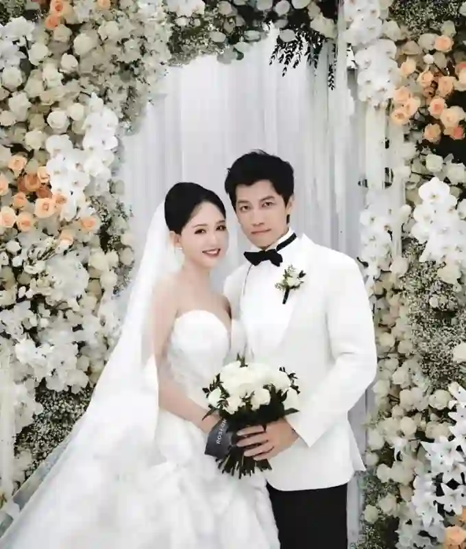 46岁陈乔恩嫁30亿马来西亚富三代后，幸福滋养下像是换了一个人！