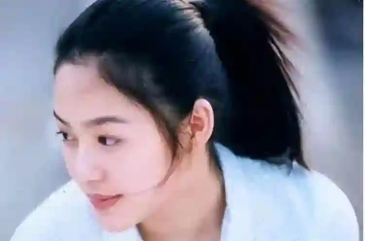 同是姜文的基因，将法国前妻女儿和周韵儿子放在一起，差距太明显
