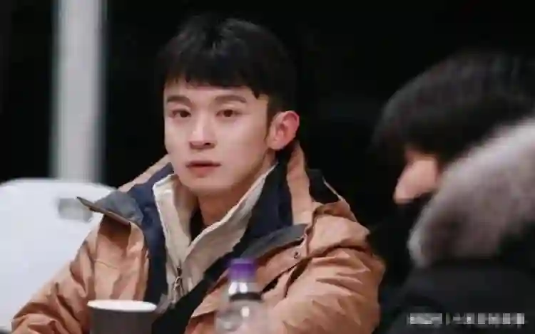 长相一般演技平平，却能让孙俪赵丽颖轮流为他搭戏，董子健不一般