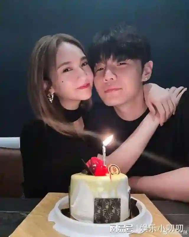 李荣浩连续11年卡点为杨丞琳庆生，一句话道出甜蜜至今的秘诀