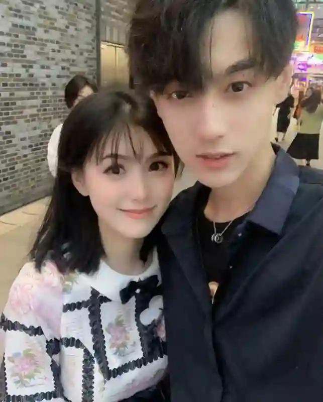 麻了…他到底有多少个前女友啊？