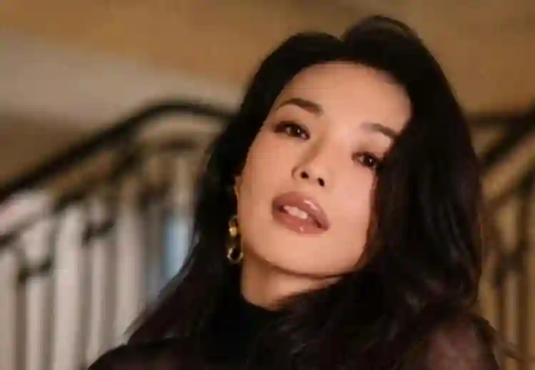49岁舒淇再破“天花板”，这一次，她让冯小刚和整个娱乐圈沉默了