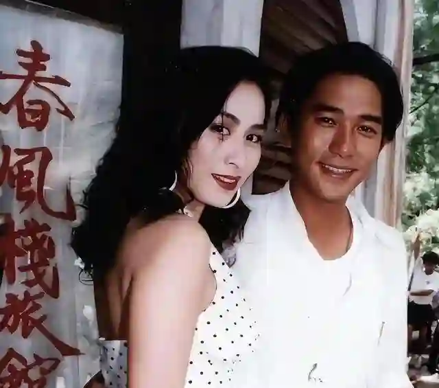 分房睡、AA制、同居不领证，这5对明星夫妻的“相处模式”太怪了