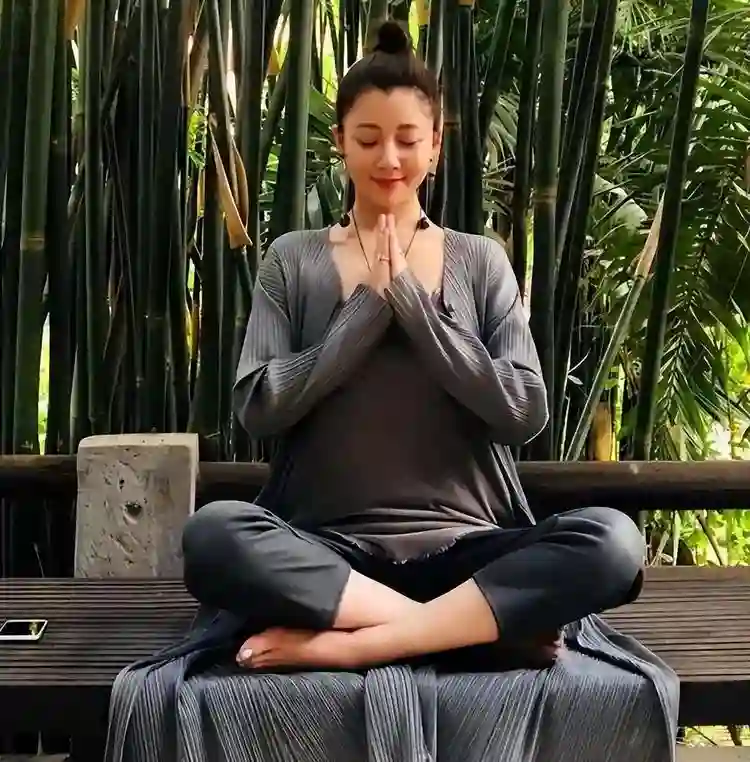 直到看完殷桃的家，终于明白她45岁却不着急结婚生子的原因了