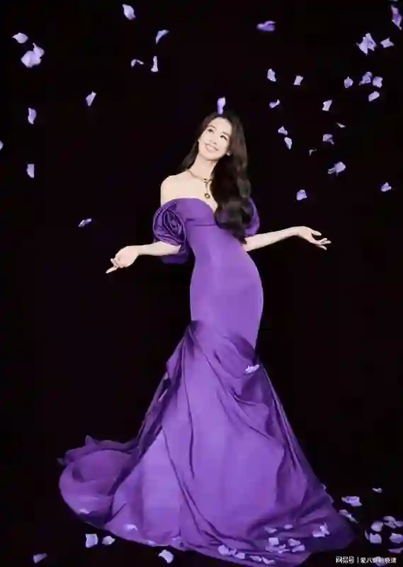 黄圣依妈妈曝外孙让自己寒心，付出白费了，疑似内涵杨子教育观念