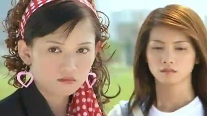 她出道31年，人前玉女，人后“欲女”，今无戏可拍，46岁情归厨师