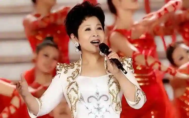 春晚再也见不到的4位歌手，有人不幸去世，有人无奈退出，太可惜