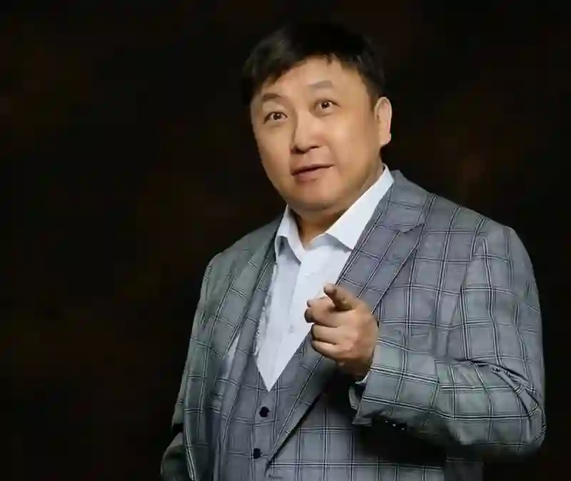 王晶又一次暗讽贾玲，曾放言《热辣滚烫》减肥换票房