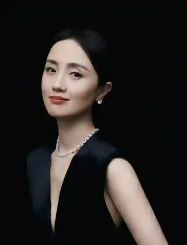 辛柏青发讣告，妻子朱媛媛去世，抗癌5年终年51岁