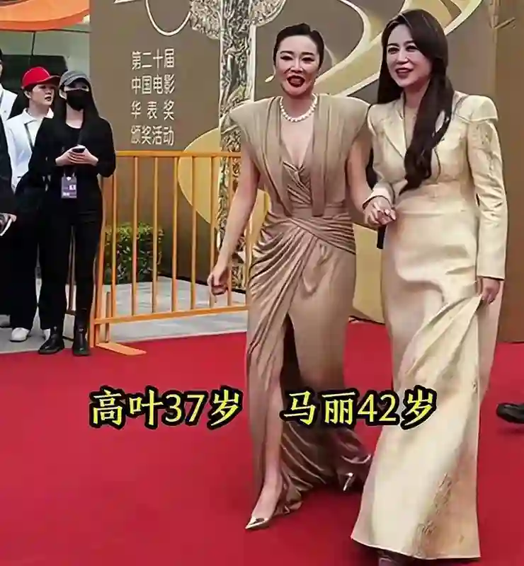 演员高叶的身材真难看！太壮实：虎背熊腰，走路弯着腰弓着背
