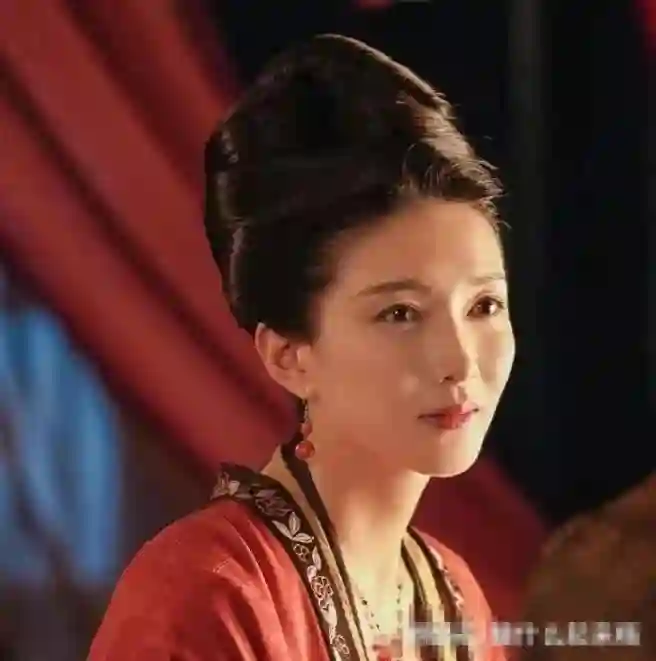 与胡歌分手10年后，再看江疏影，王传君说她“平庸”，真没说错