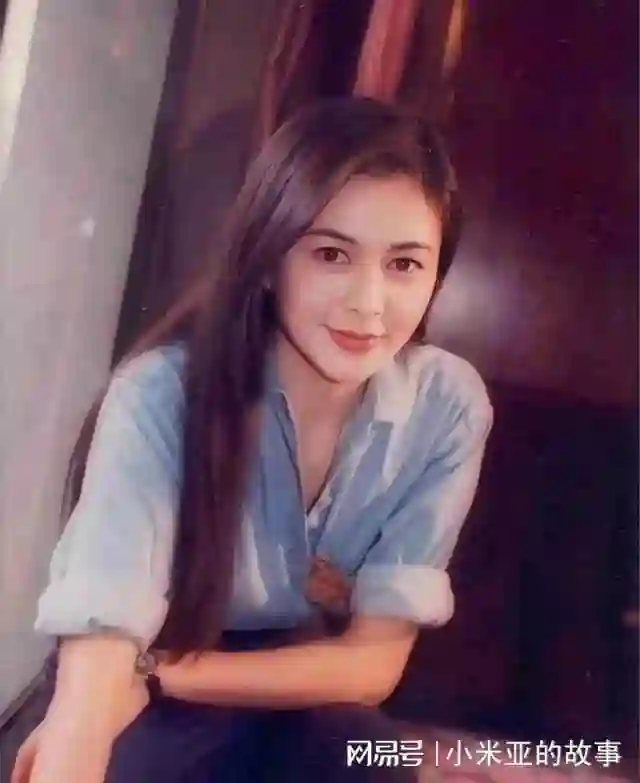 住着上亿豪宅，却无儿无女靠弟弟养老，63岁的关之琳后悔了吗