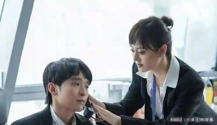 长相一般演技平平，却能让孙俪赵丽颖轮流为他搭戏，董子健不一般