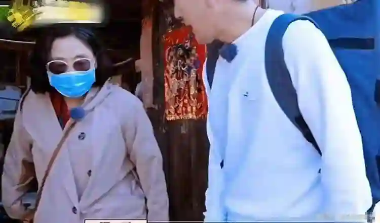 黄圣依妈妈曝外孙让自己寒心，付出白费了，疑似内涵杨子教育观念