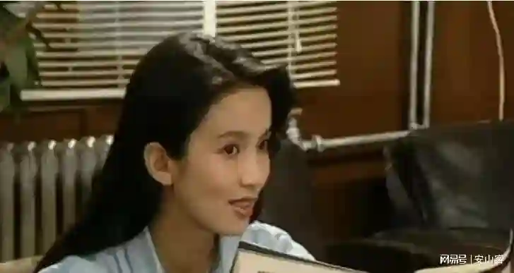 善恶终有报，如今靠捡垃圾为生的吕丽萍，彻底活成了一个笑话