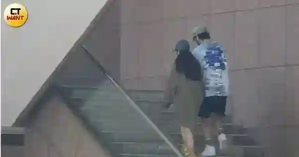 爱情长跑13年，这下终于要结婚啦？