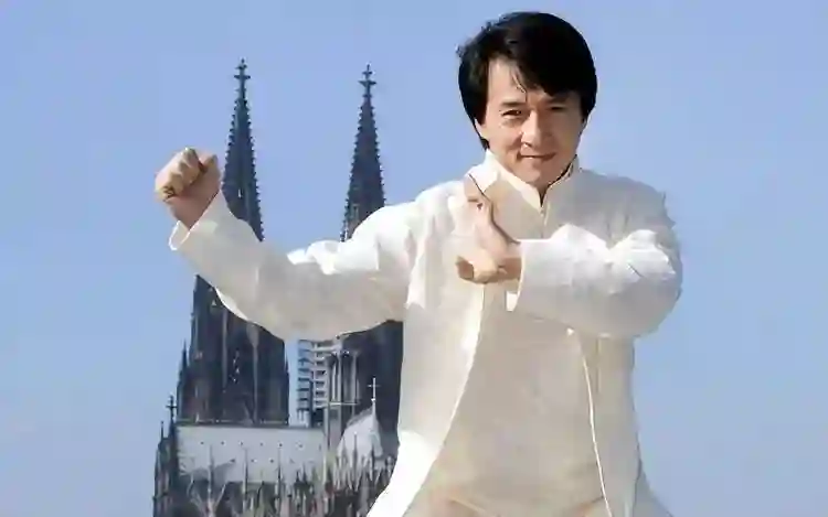 断崖式衰老！刘德华像老头，成龙老态尽显，这些明星怎么成这样了