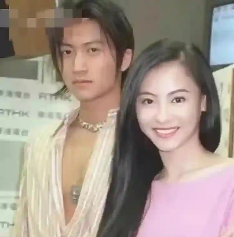 2个前夫是贵人！谢霆锋让张柏芝“二爆”，李亚鹏令王菲口碑逆转