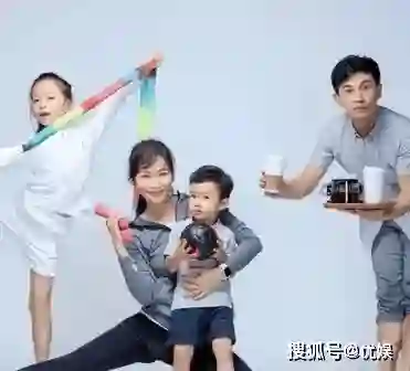 曾为国宝级舞蹈家的黄豆豆，给孩子取名豆芽、豆角，现破格提拔