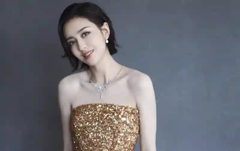 42岁佟丽娅再破“天花板”，这一次，她让陈思诚和整个娱乐圈沉默