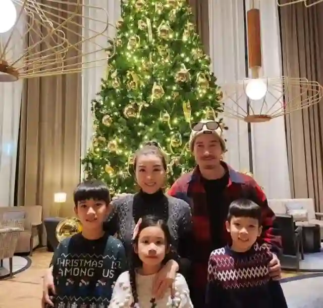 责任大！陈豪回应独撑五店经营困难，称养家压力大但否认经济危机
