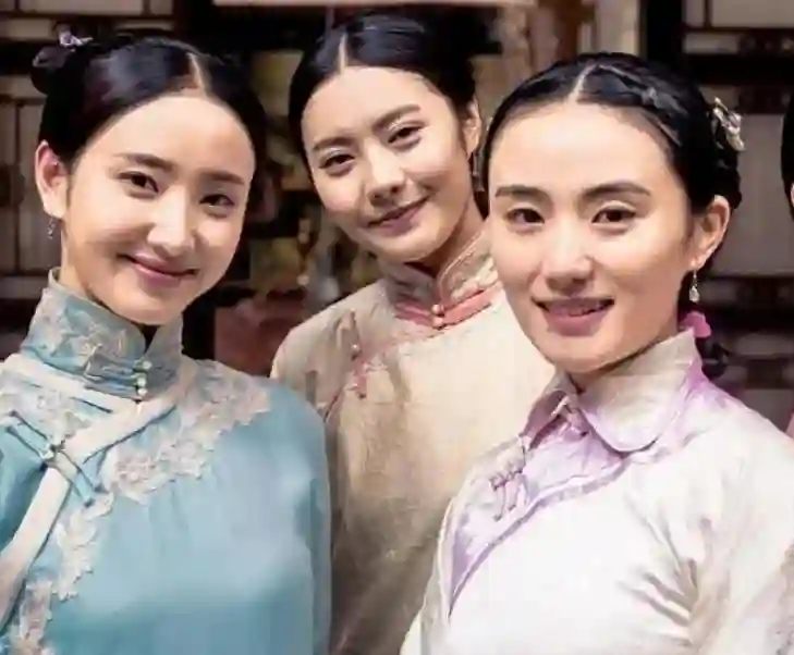 12年后，再看李亚鹏现任妻子海哈金喜，才懂她和王菲谁更“精明”