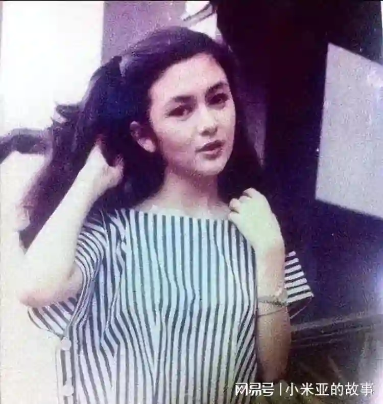 住着上亿豪宅，却无儿无女靠弟弟养老，63岁的关之琳后悔了吗