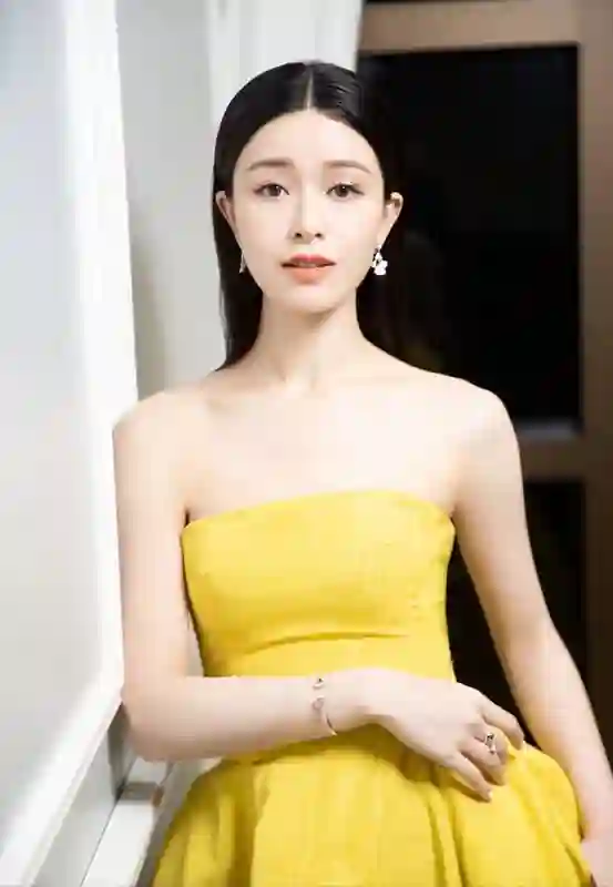 7位“嫁人改命”女明星，原本籍籍无名，嫁了好老公之后成功逆袭