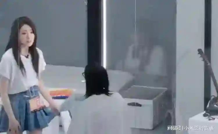 没想到，郭麒麟努力了10年，如今栽到了张凯丽女儿手里