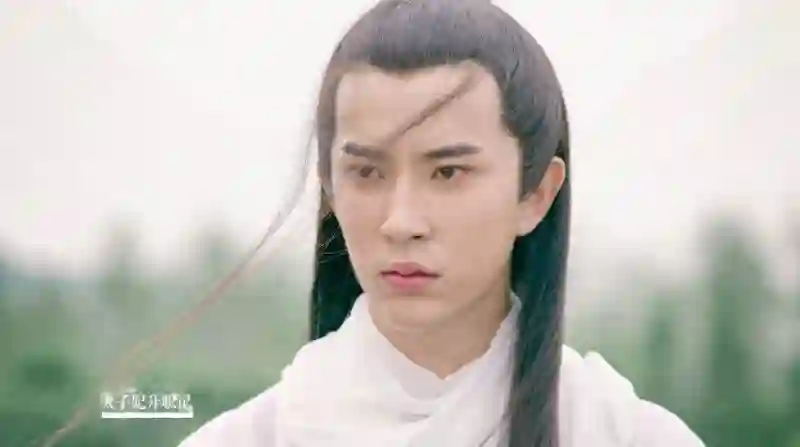 顶流陨落，内娱边角料，高开低走明星道尽娱乐圈悲哀