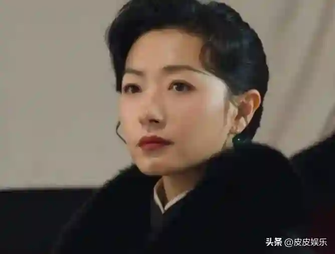 与胡歌互相成就，不婚主义却隐婚生子，43岁万茜成为人生赢家