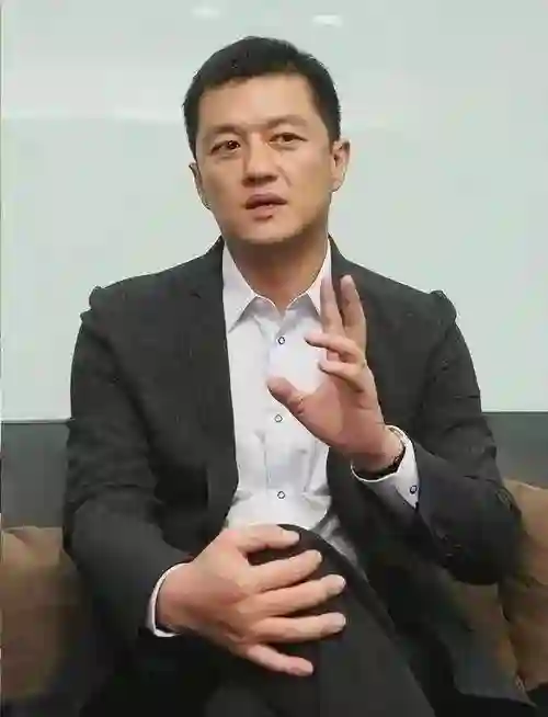 一场演唱会，意外曝光李嫣与窦靖童的真实关系，李亚鹏的话说对了