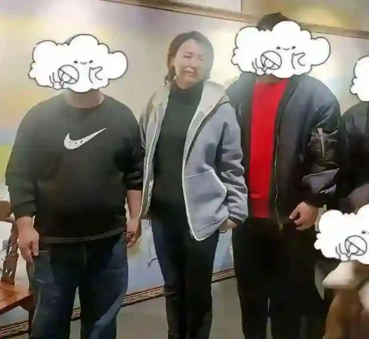 离开央视后52岁董卿近况 素颜发福没扛住死亡打光 但气质依旧出众