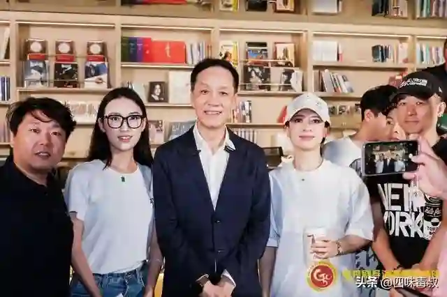 冯远征：好演员要有温度也有骨