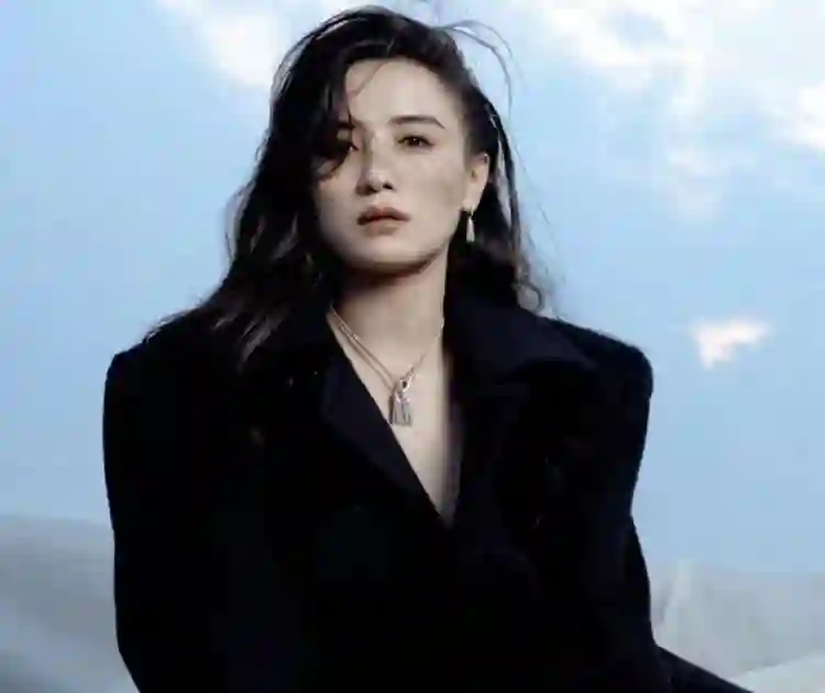 宋佳是杨天真带的第1个艺人，网友：人家刚拿视后，你就来蹭？！